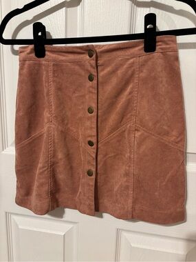 Faux Suede Button-Front Mini Skirt in Dusty Rose